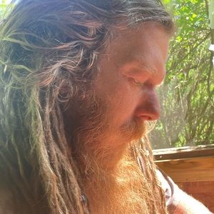 Meet your Posher, Nicholas